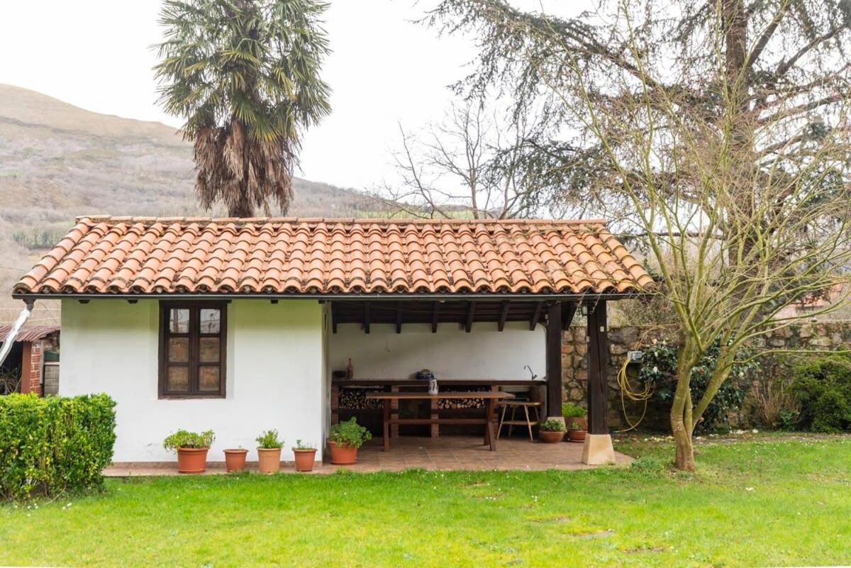 Casa Rural La Carlota Renedo De Cabuerniga Villa Exterior foto